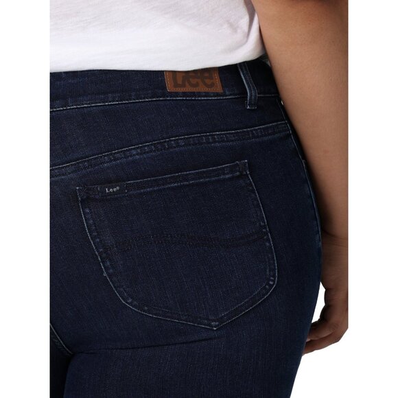 Lee Women's Plus High Rise Skinny Jean, Size 26 (WM), Slim Fit, Dark Wash Demin - Picture 4 of 5